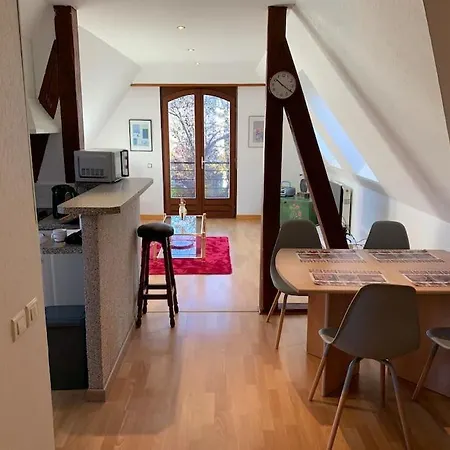 Apartament Super Avec Balcon Renove En 2022 Barr